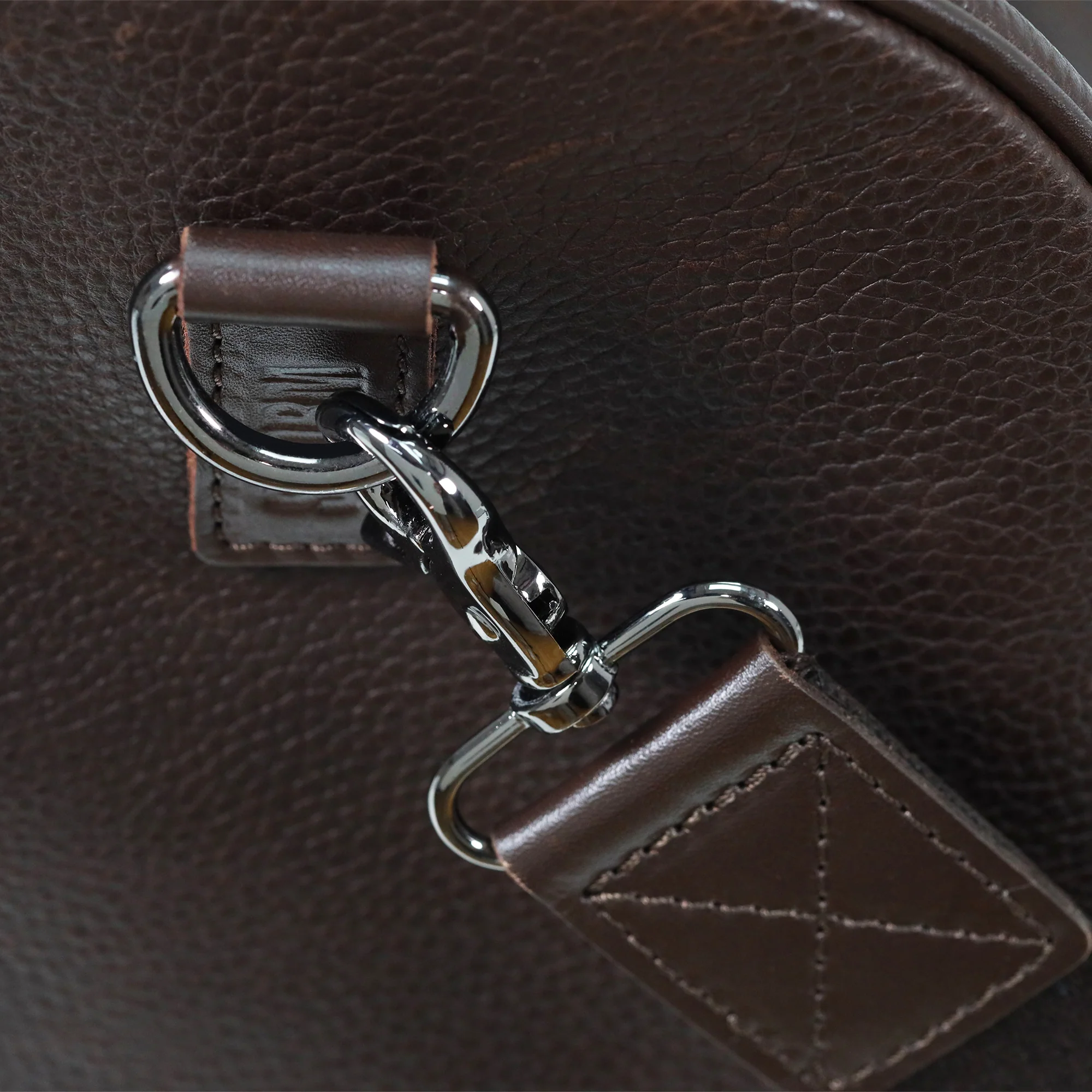 CARES LEATHER HOLDALL BROWN - Image 4