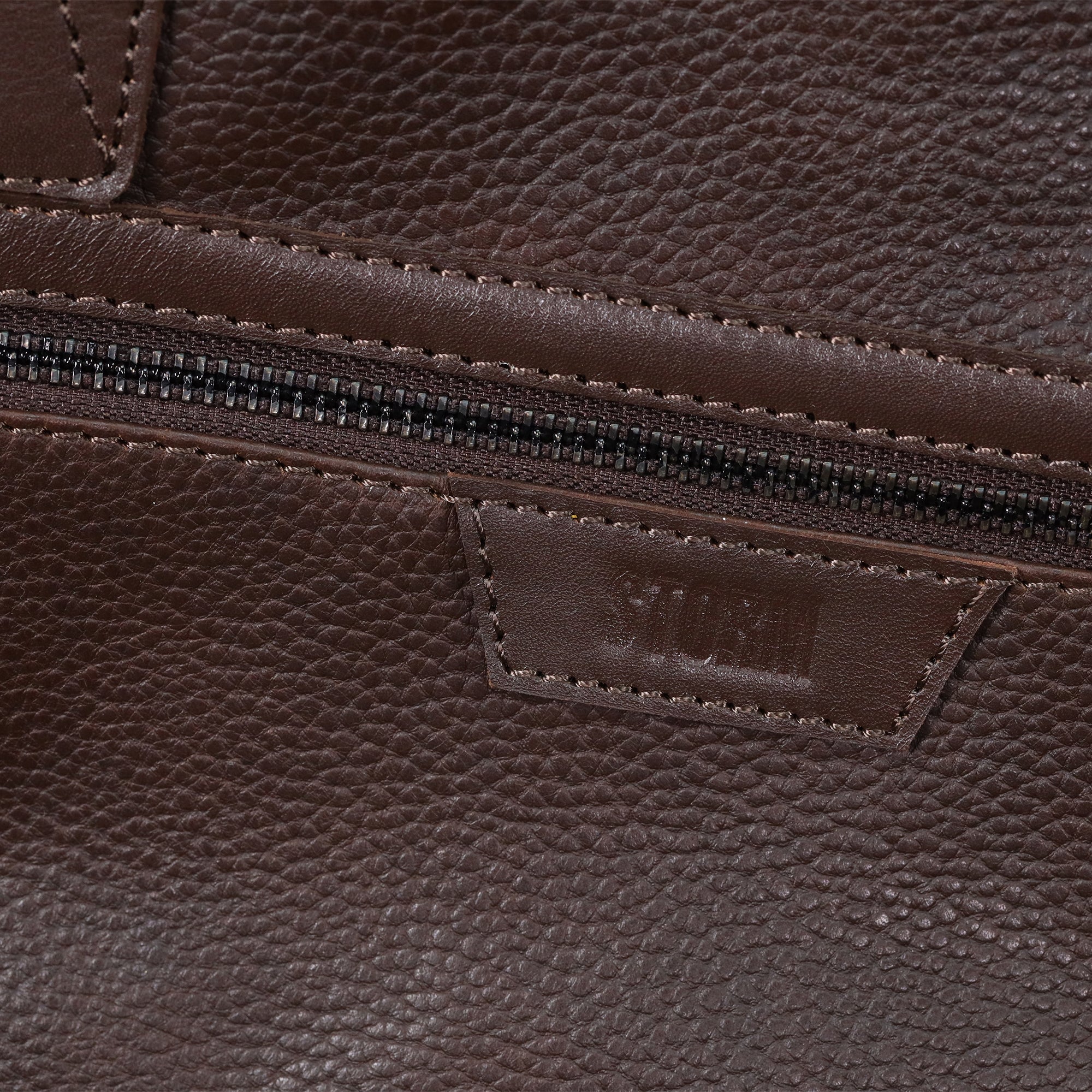 CARES LEATHER HOLDALL BROWN - Image 5