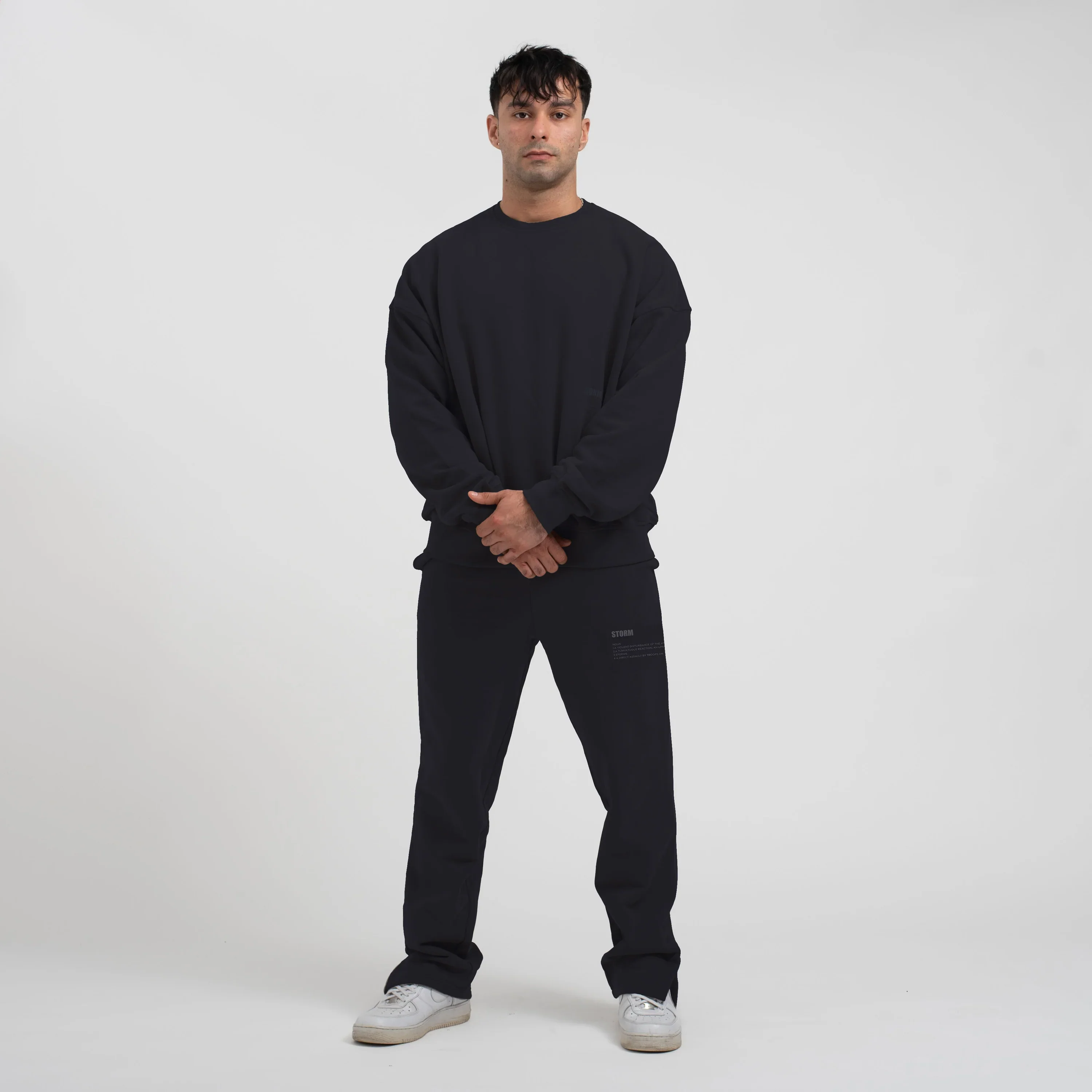 ESSENTIAL SWEATSHIRT MIDNIGHT - Image 3