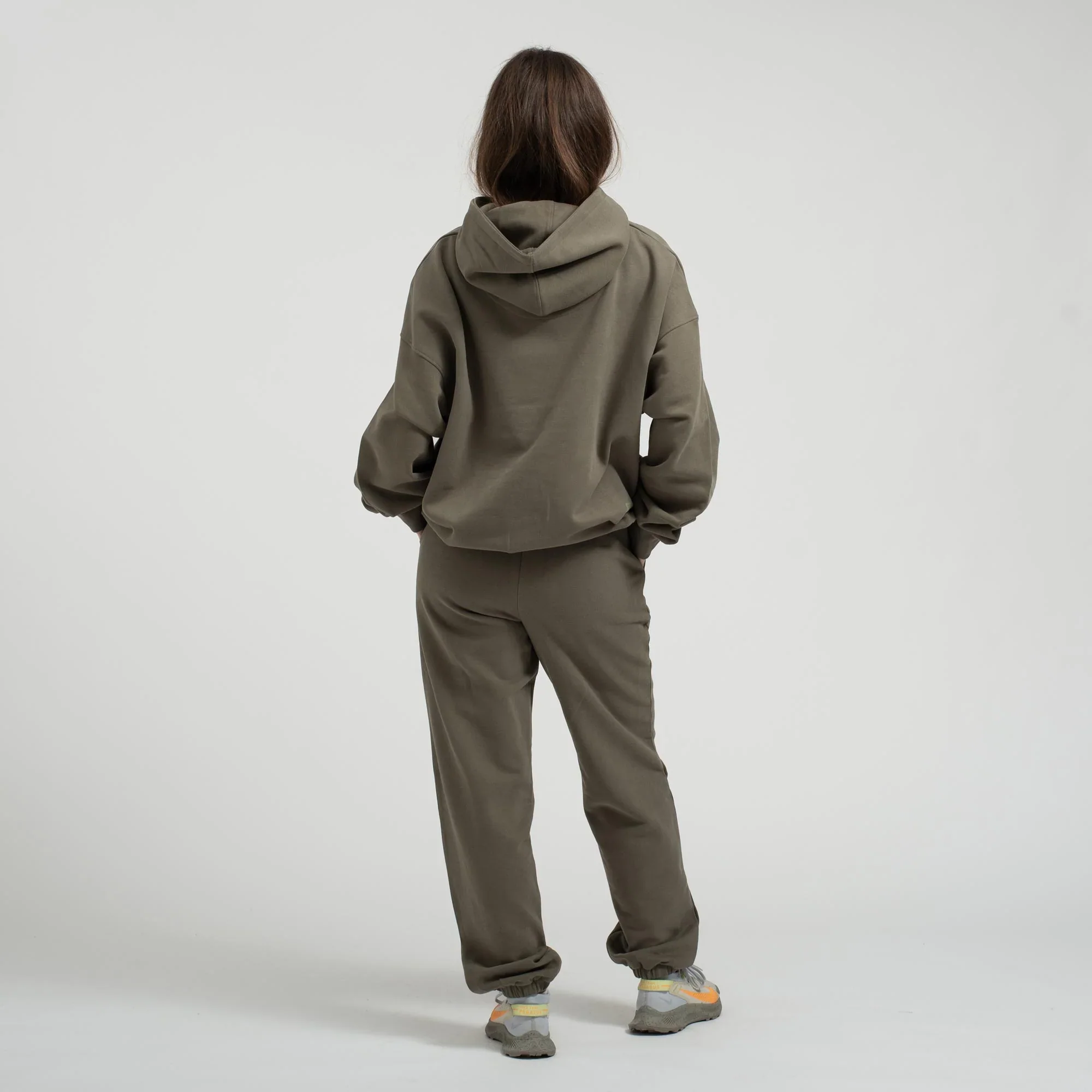 EVERYDAY OVERSIZED HOODIE OLIVE - Image 4