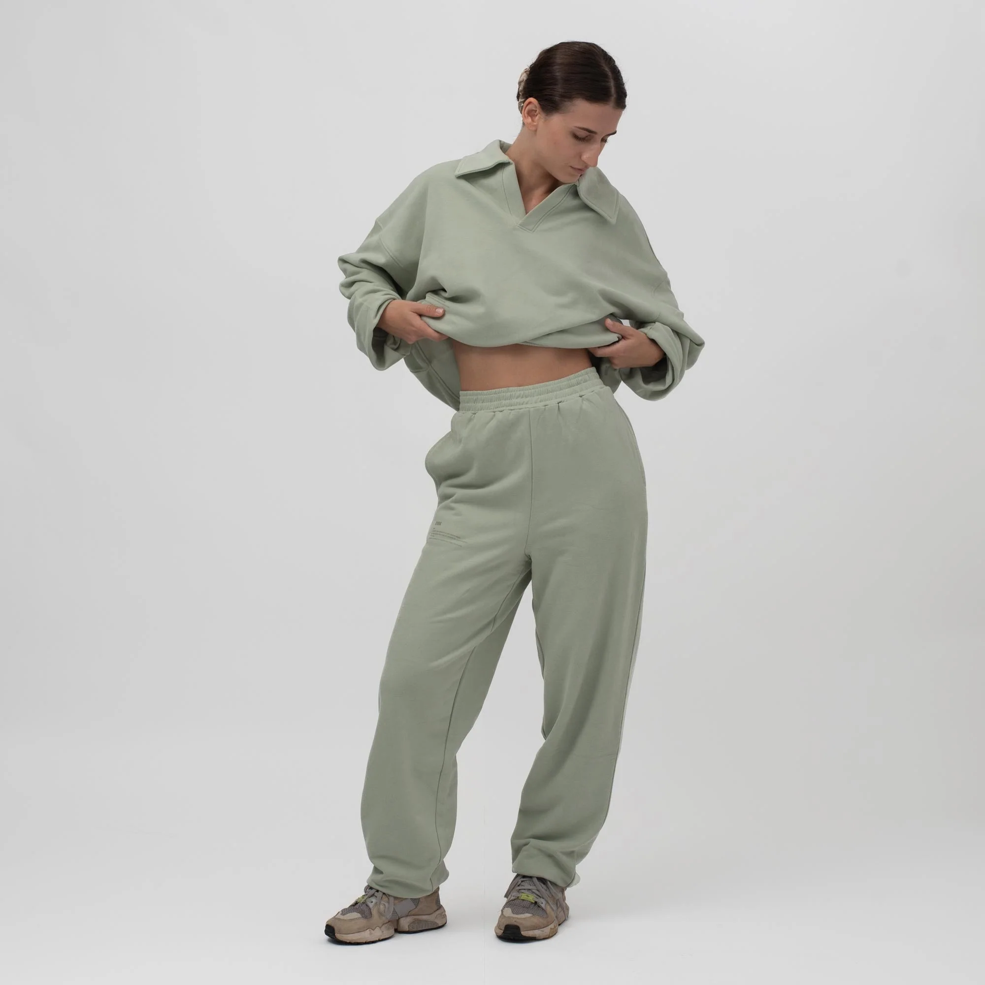 LIMITED EDITION ESSENTIAL SWEATPANTS DESERT SAGE - Image 5