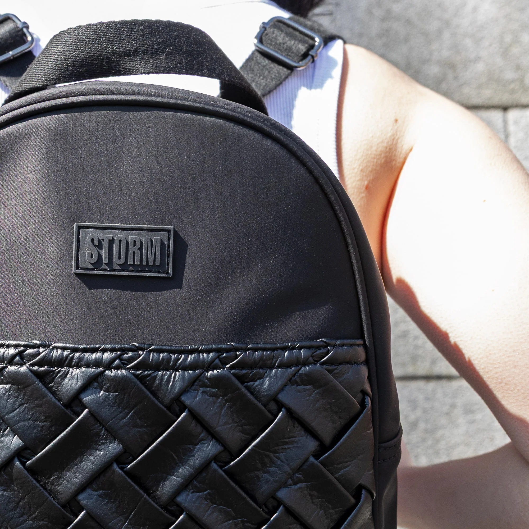 MORRIGAN SPORTS BACKPACK BLACK - Image 7