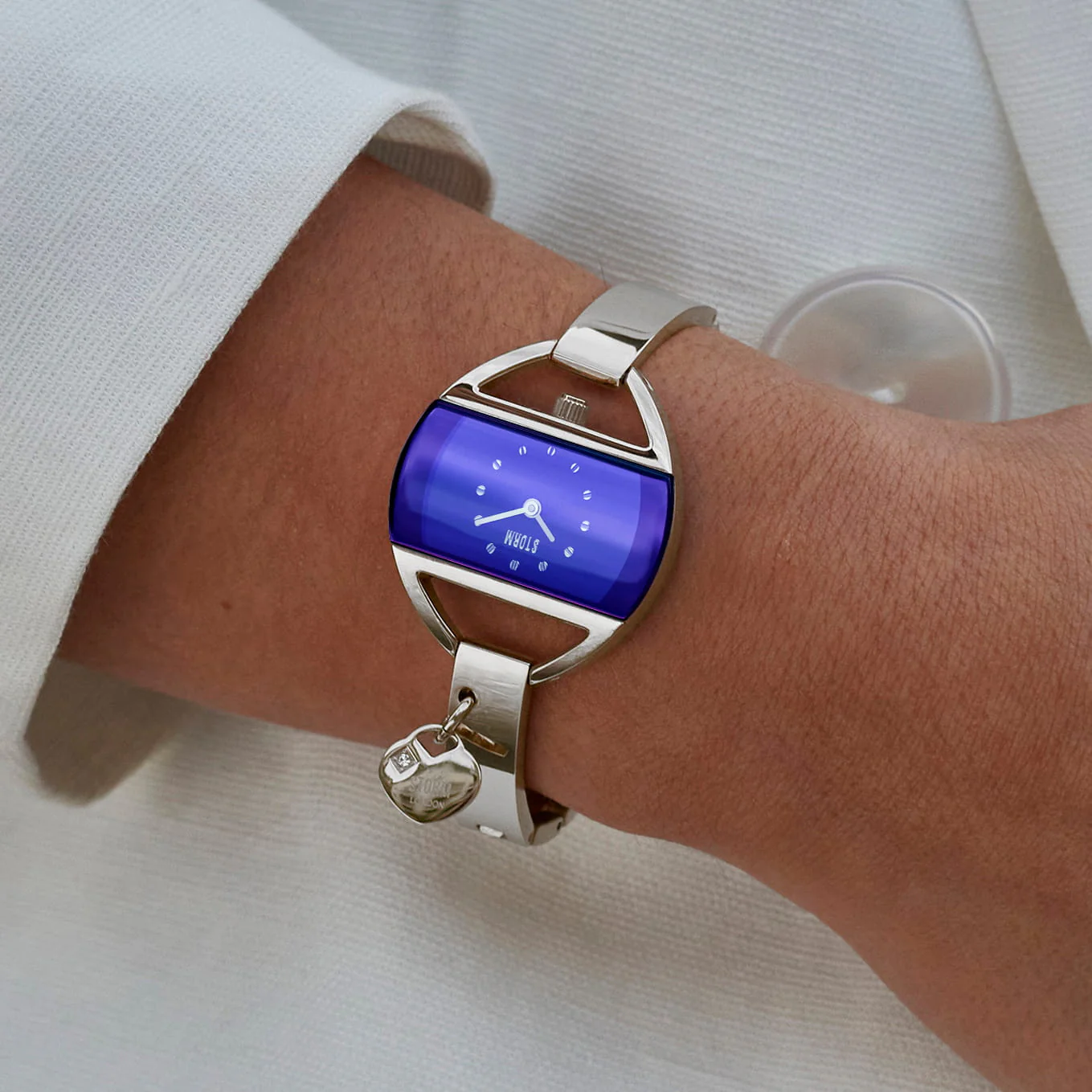 TEMPTRESS CHARM LAZER BLUE - Image 5