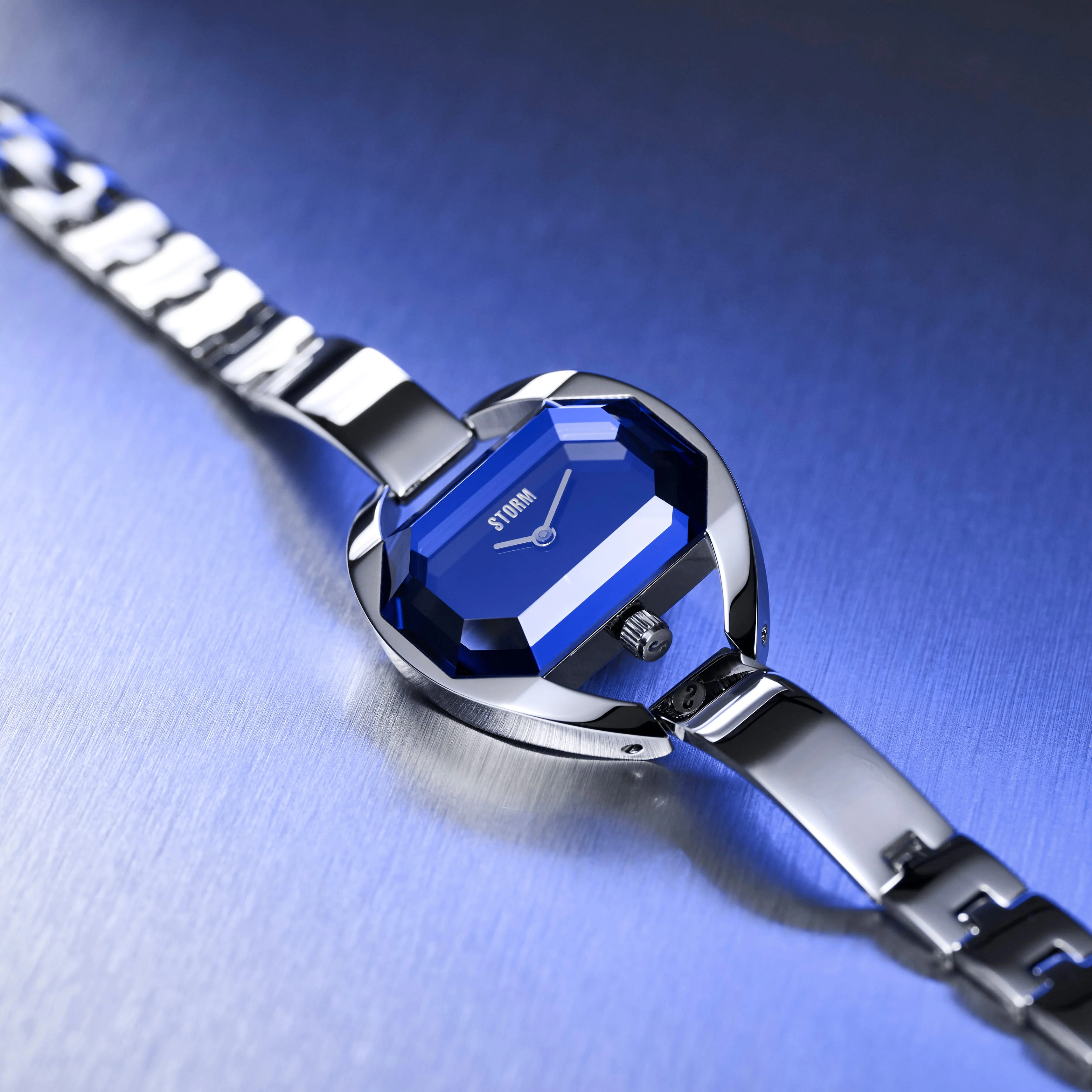TEMPTRESS CHARM LAZER BLUE - Image 7