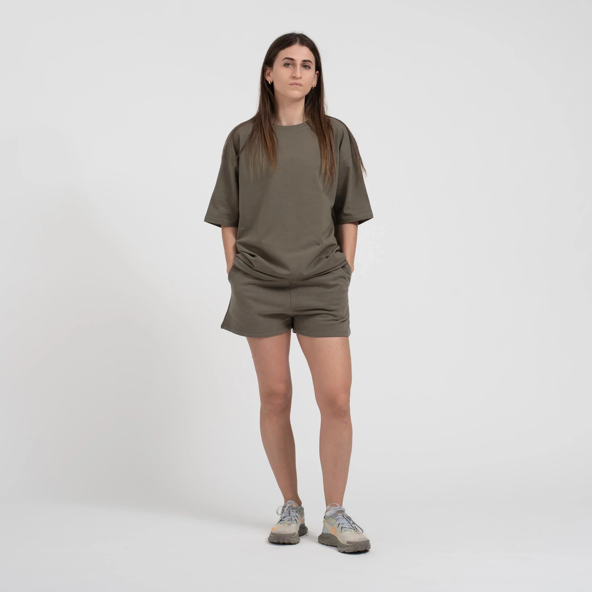 ULTIMATE OVERSIZED T-SHIRT OLIVE - Image 3