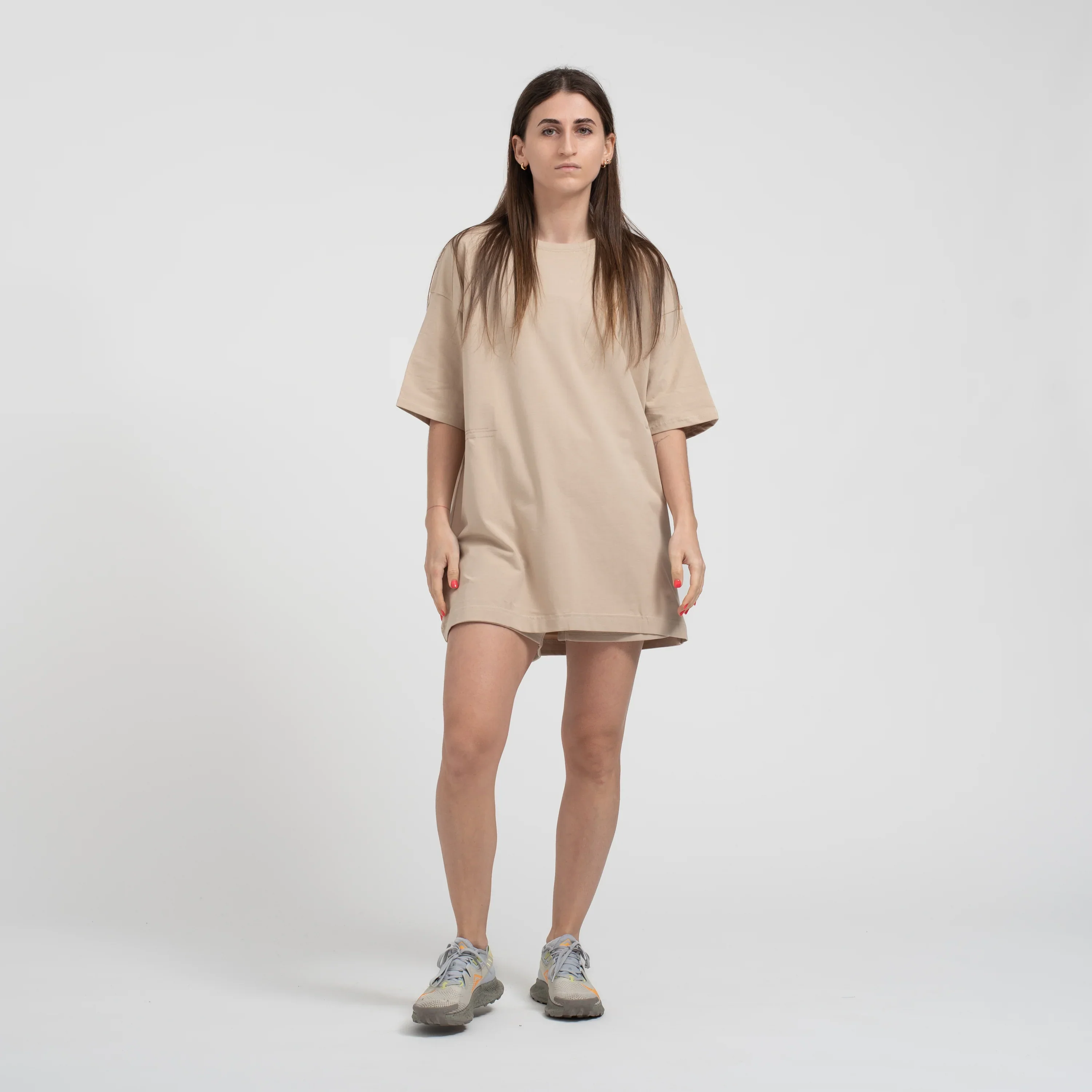 ULTIMATE OVERSIZED T-SHIRT SAND - Image 3