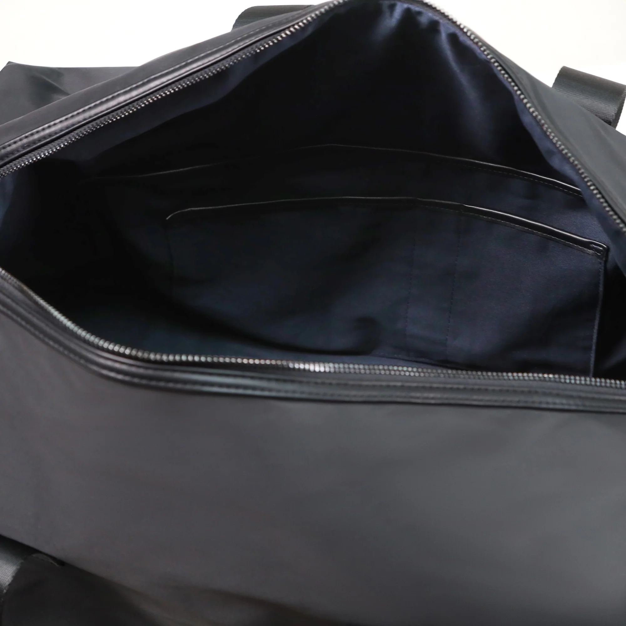 ZEPHYR HOLDALL BLACK - Image 3